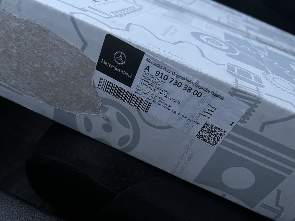 замок розсувної двері mercedes sprinter w907-910 2018-2025