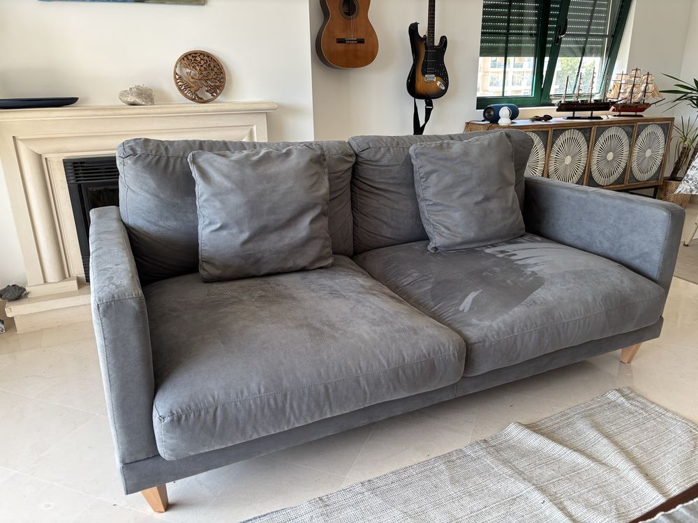 Novo - Sofá Banak Dafne 3 Lugares 190x100x90 Desconto 40%