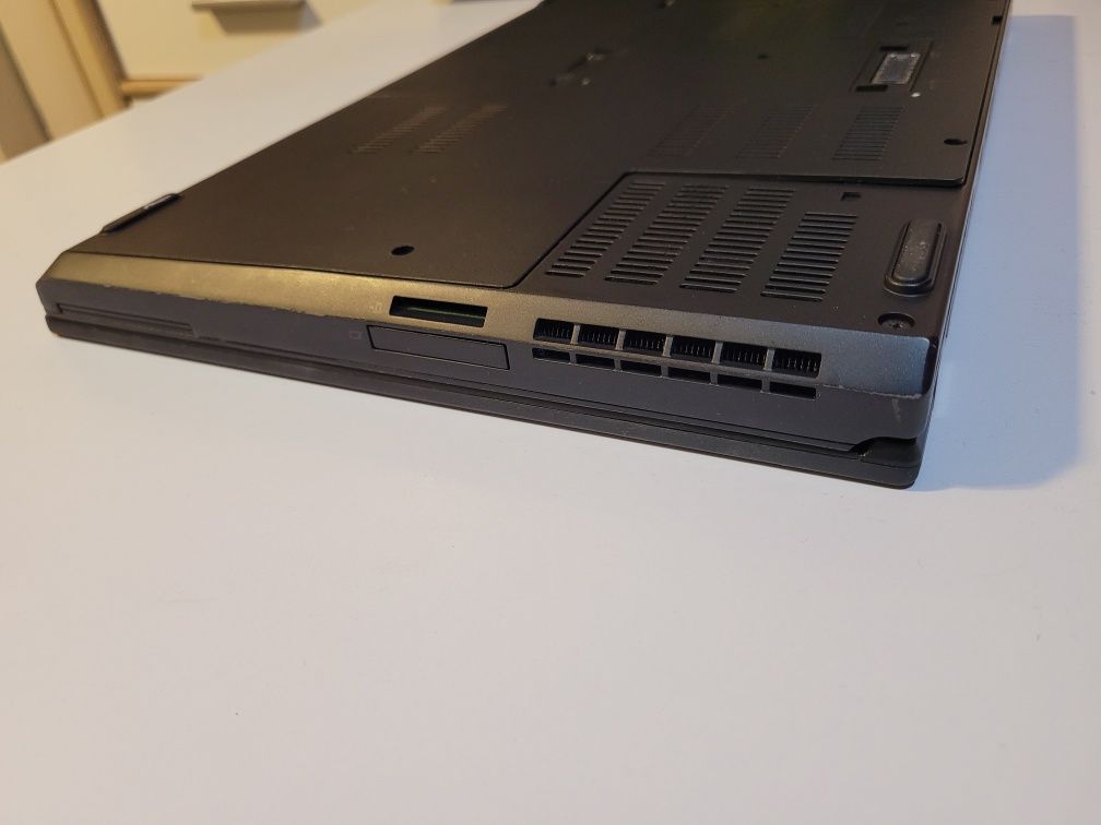 Lenovo Thinkpad P50 4K  i7-6820HQ/32GB/256GB SSD/Quadro M2000M