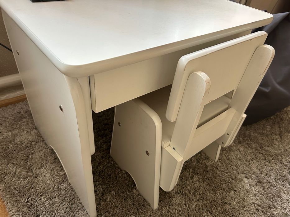 Столик для діток