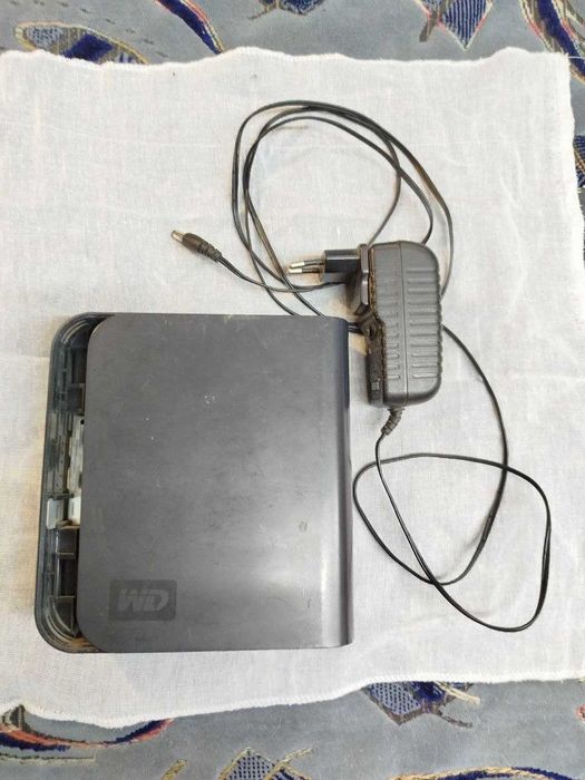 внешний HDD box.