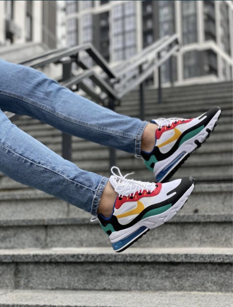 Жіночі кросівки Nike Air MAX 270 .