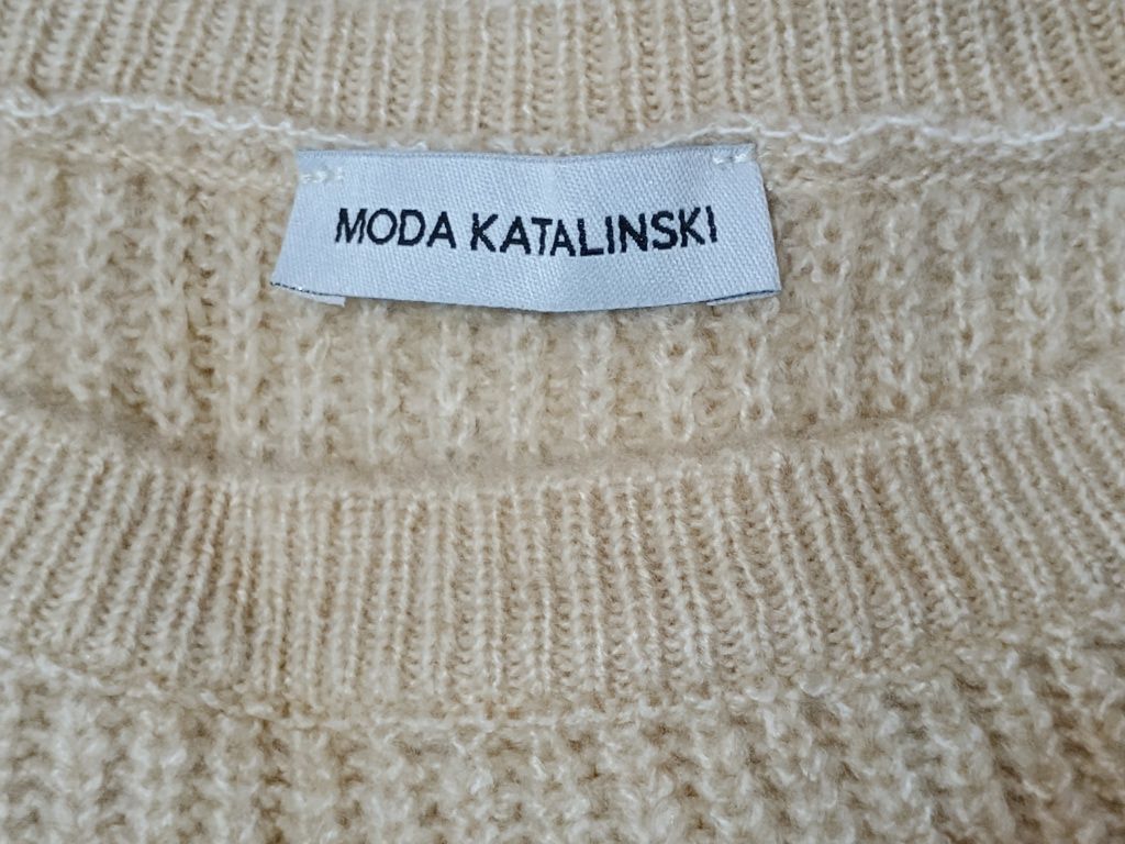 Garsonka damski akrylowa Nowa