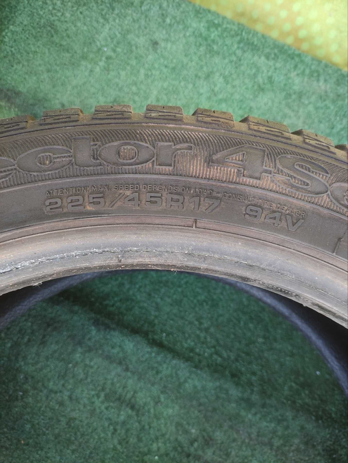Шини Goodyear Vector4Seasons 225/45R17 Пара Зимові Б/у Склад Оригінал