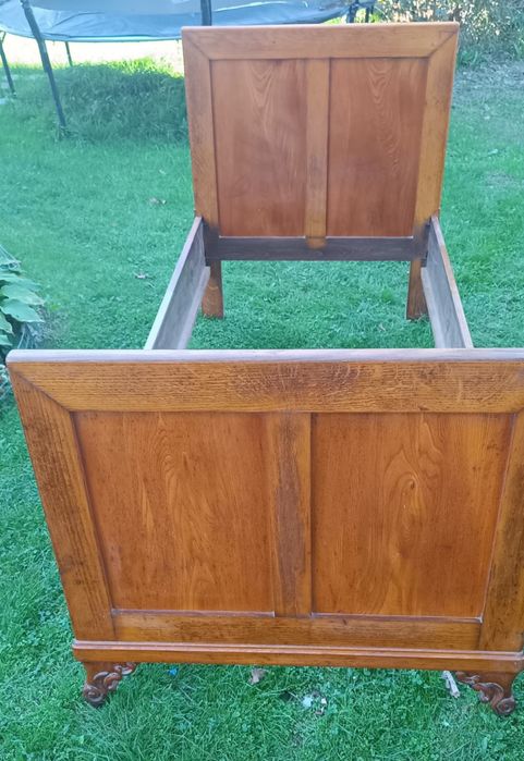 Продам 2 дубових вінтажних ліжка