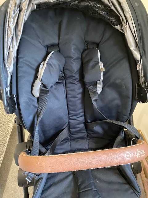 Carro de bebé Priam -CYBEX, incluindo guarda sol