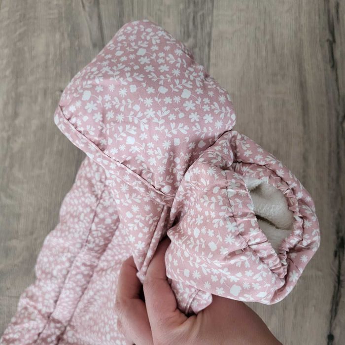 Kombinezon zimowy ocieplony H&M 68 stan idealny Newbie kwiaty