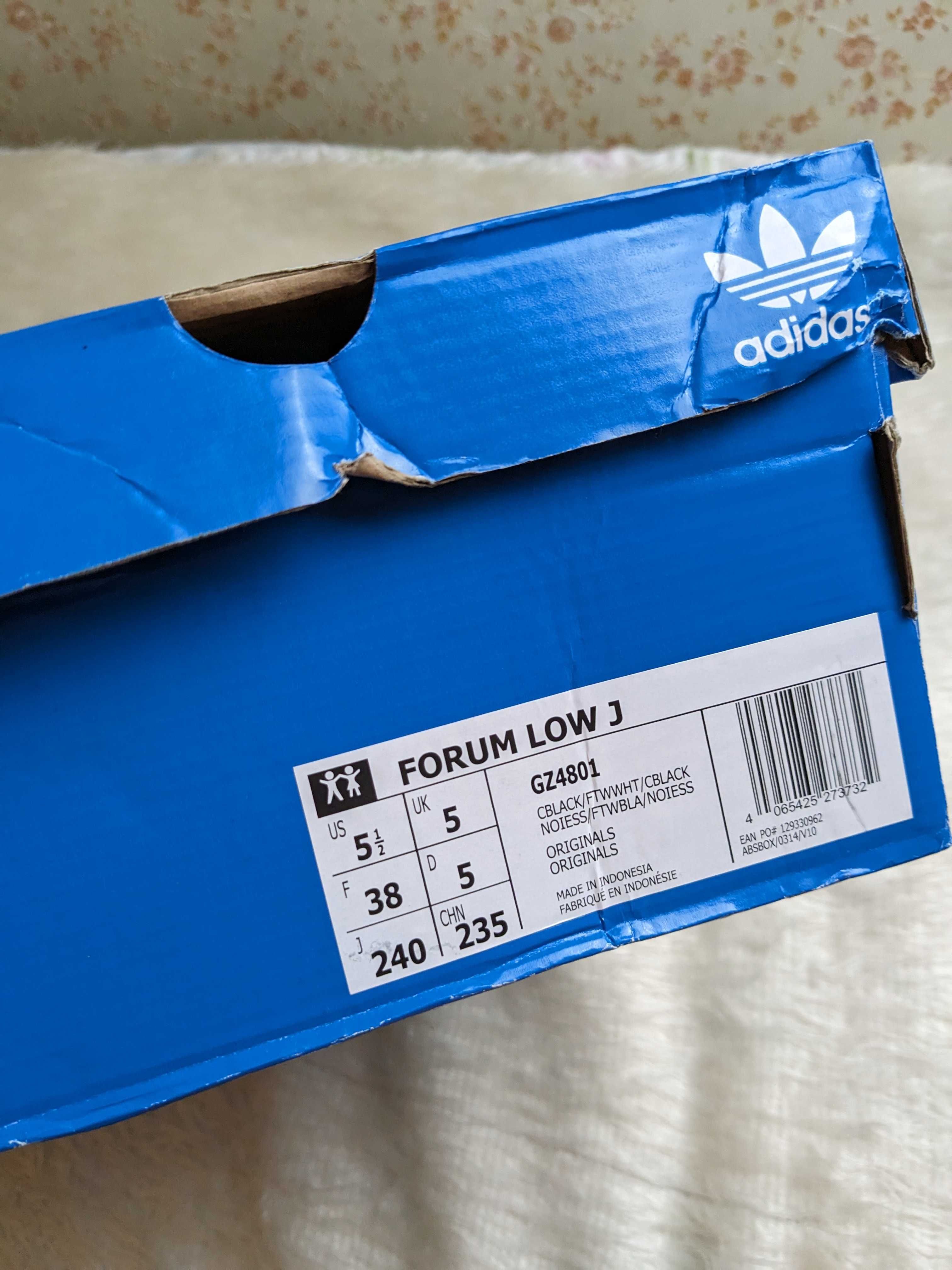 Нові шкіряні кросівки Adidas (оригінал)