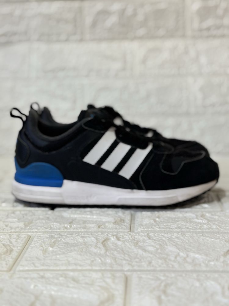 Жіночі кросівки Adidas zx700HD женские кроссовки