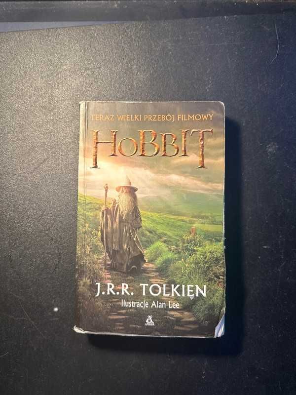 Książka Hobbit w stanie dobrym