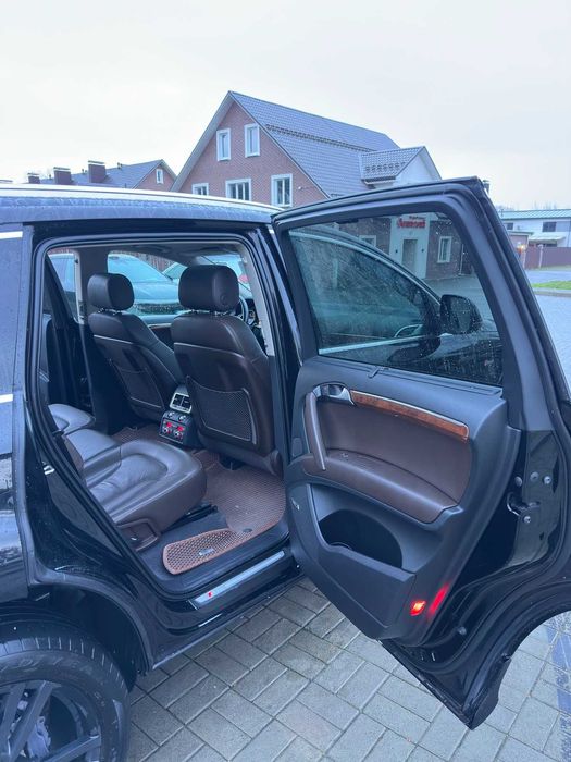 Audi Q7 Quattro  S-line Supercharged 2015 року 3.0 TFSI  (333к.с.)