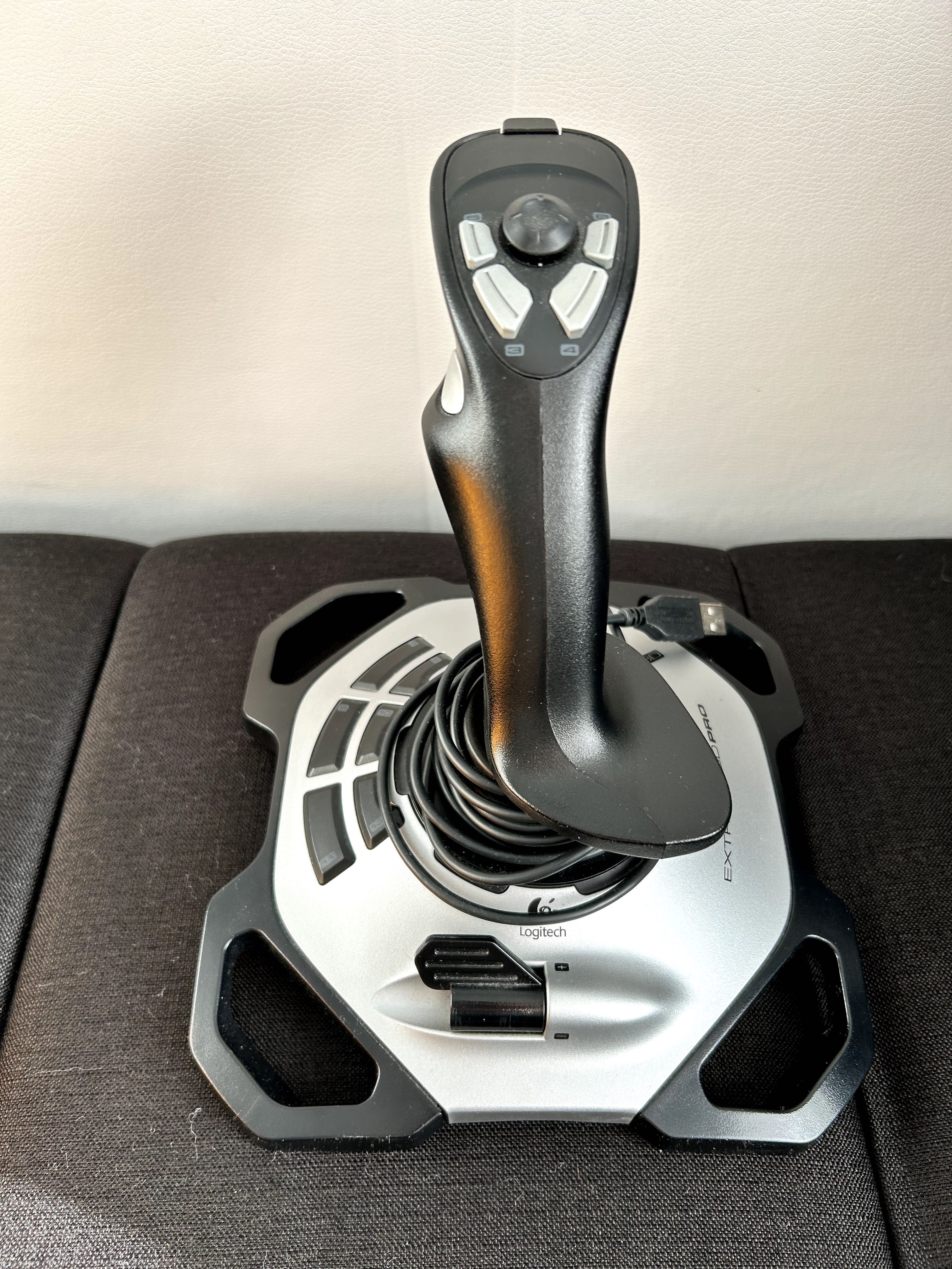 Logitech Extreme 3D Pro Joystick