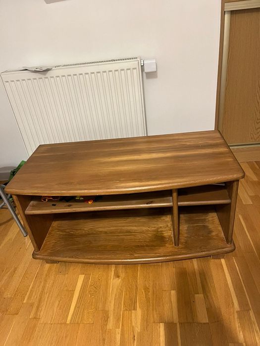 Sosnowy stolik pod telewizor