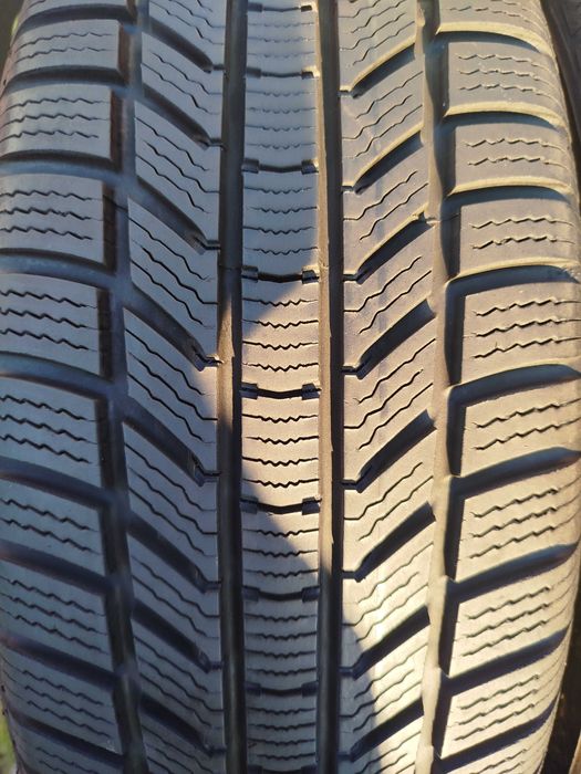 A148# Opony uzywane zimowe 215/65/17" Continental