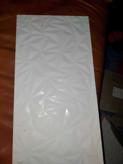 Plytka ceramiczna biała, struktura