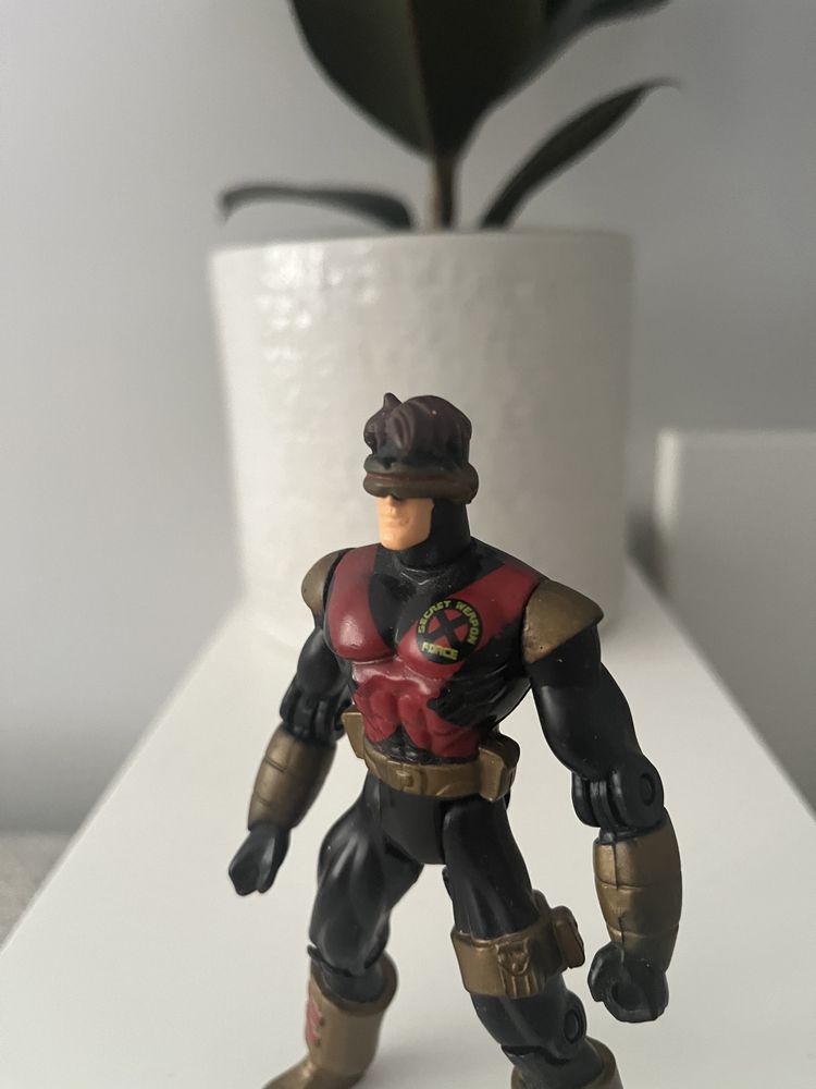 Marvel Cyklop figurka zabawka Toy Biz stan bdb