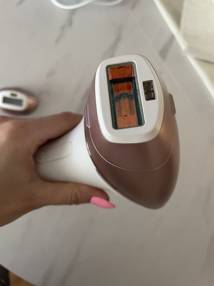 Depilator IPL Philips Lumea BRI959