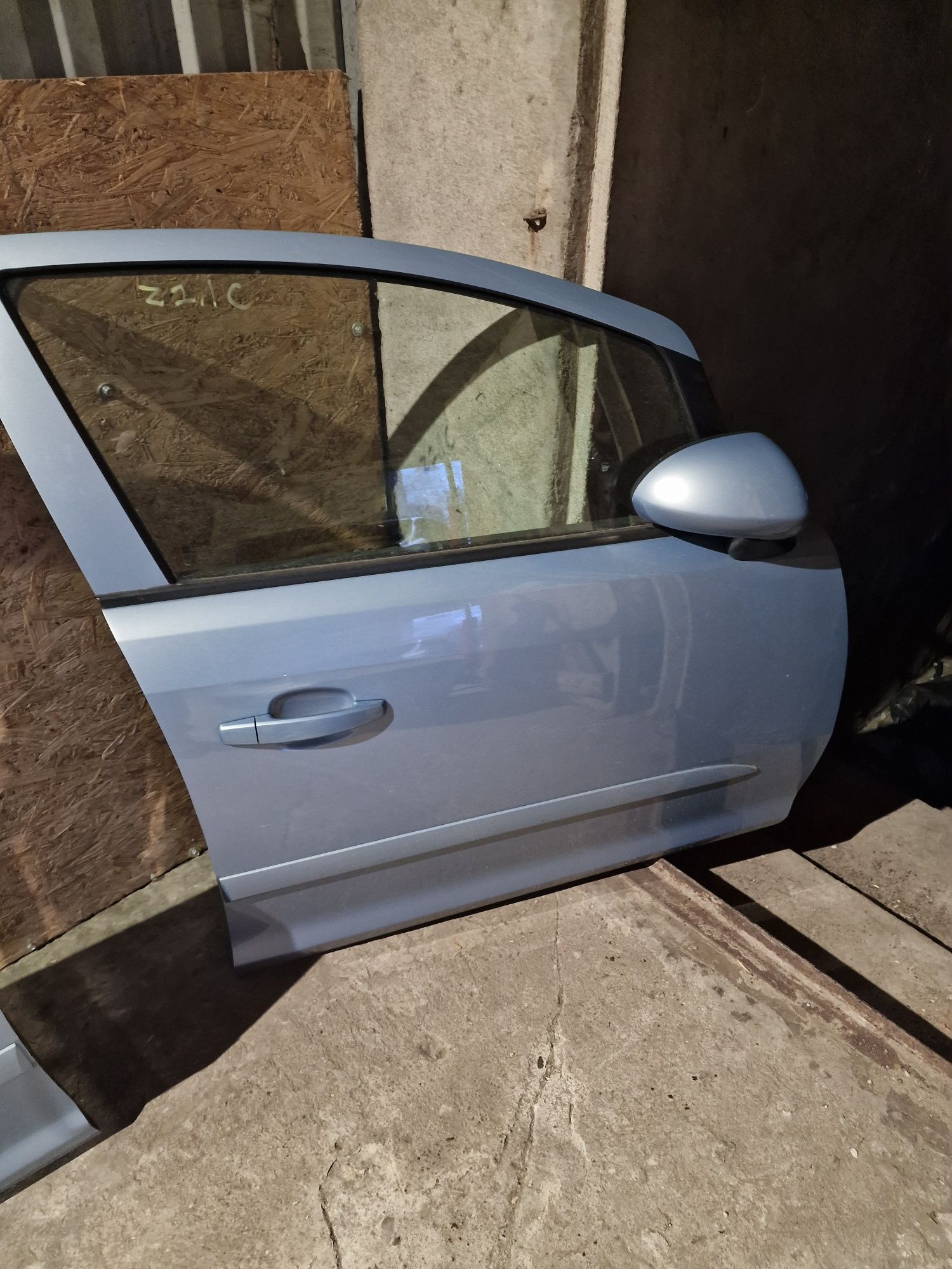 Drzwi opel corsa D Z21C wersja 4drzw