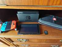 Nintendo Switch V2 muito bom estado. Acompanha case e microSD 128gb.