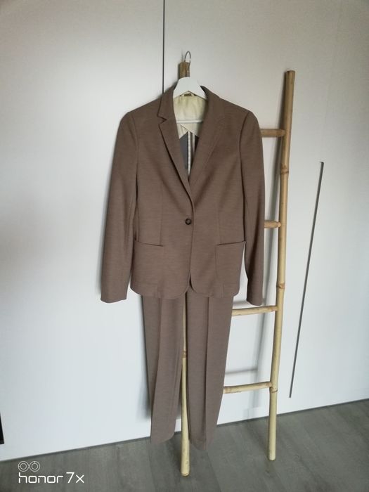 Костюм з брюками