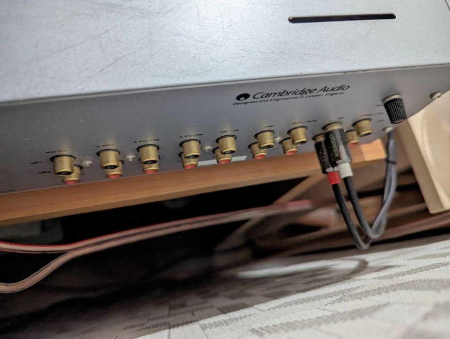 Підсилювач Cambridge Audio Azur 540A