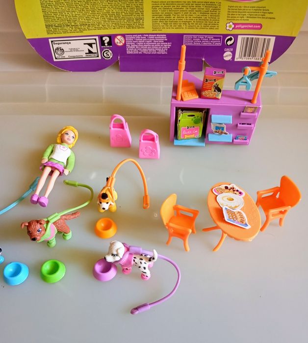 Polly Pocket Puppy Parade bag 2004.