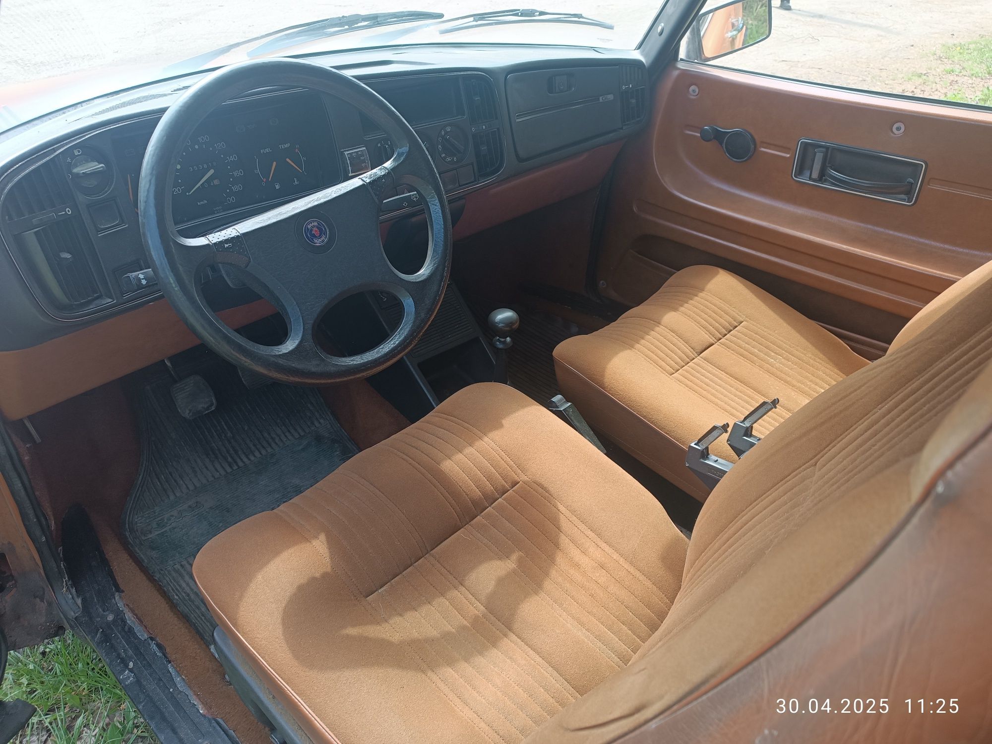 Saab 900GL coupe orginalny stan.