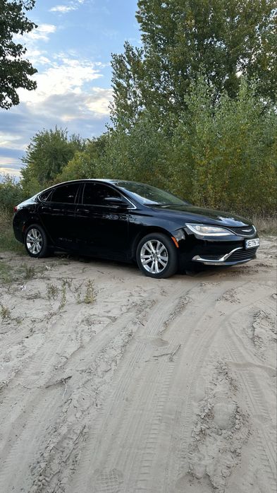Продам Chrysler 200 2016 року 2.5 газ/бензин