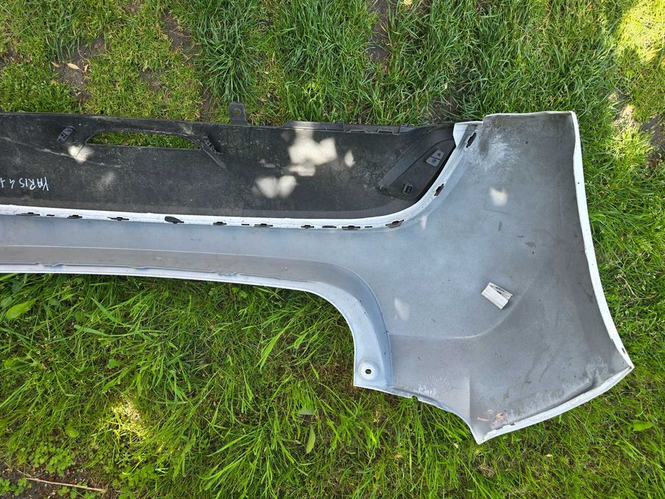 zderzak tył TOYOTA YARIS IV 4 20-