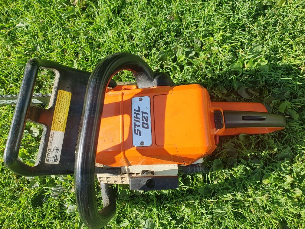 Pilarka spalinowa Stihl 021 – idealna do domu i ogrodu!