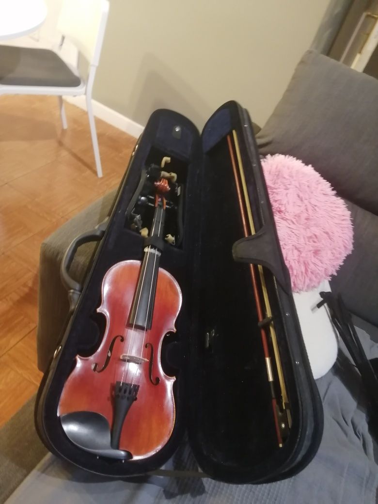 Violino estojo e tripé 4/4