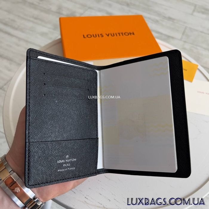 Обложка на паспорт Louis Vuitton Паспортница