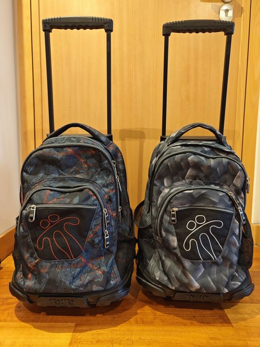 Mochila escolar Tottto