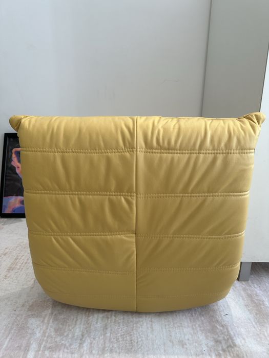 Sofá cadeirão togo