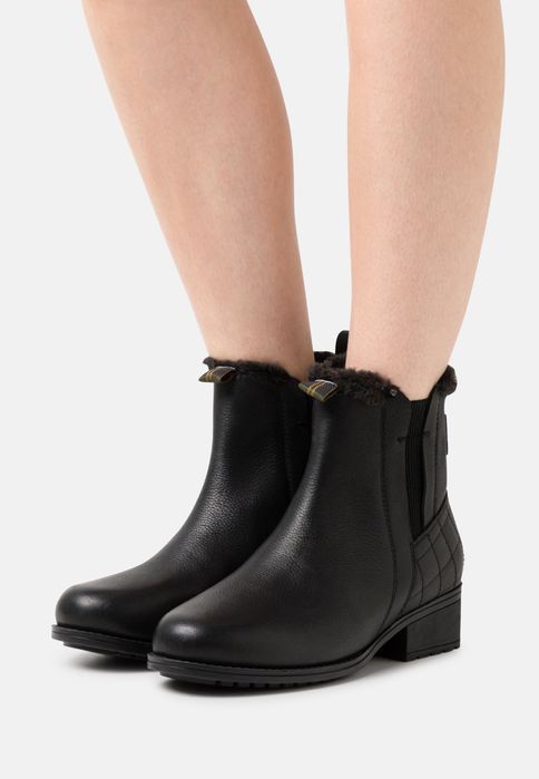 Botki ocieplane Barbour 38