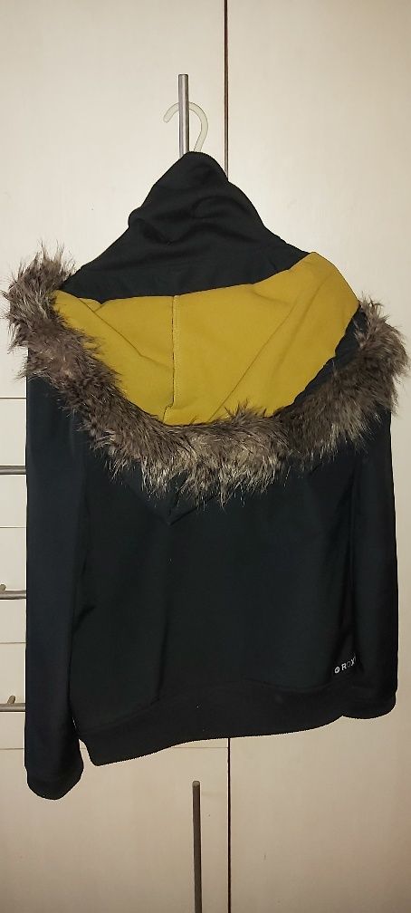 Kurtka softshell obszerny kołnierz i kaptur Roxy XS S