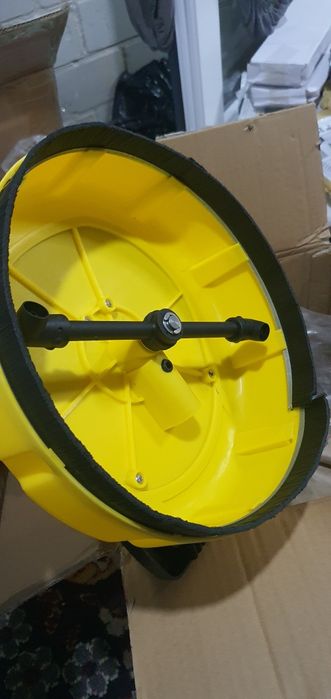 Продам Щітку для плитки та килимів М22