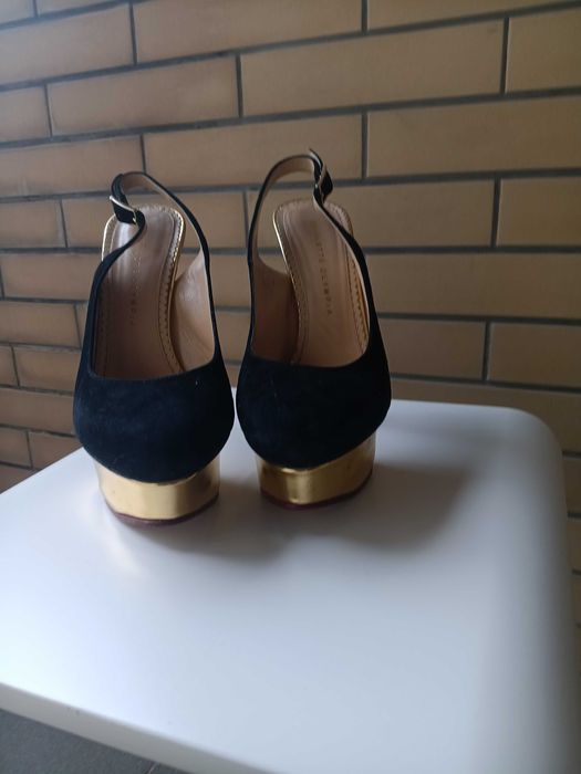 Sapatos mulher n 39 usados uma vez