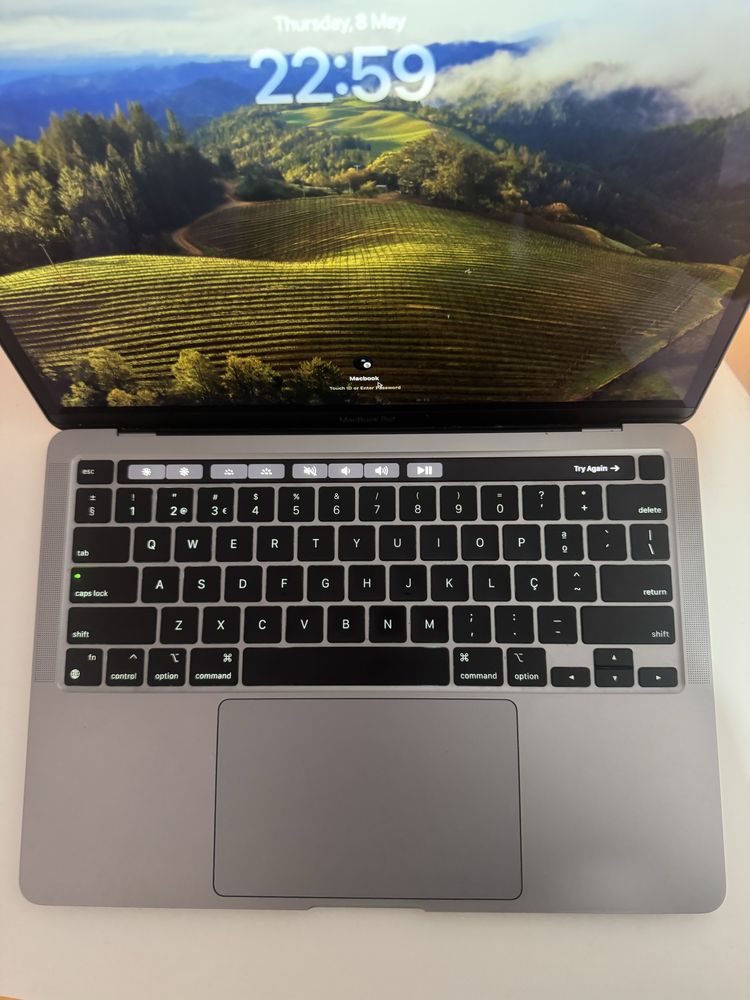 MacBook Pro M1 Apple
