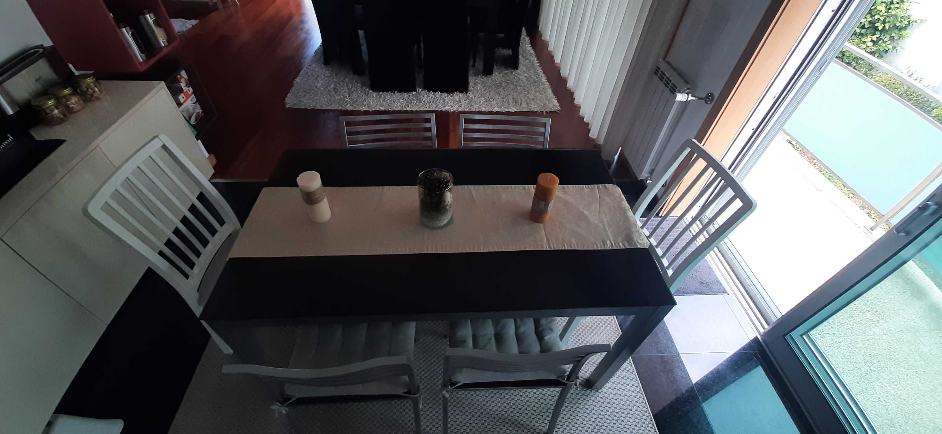 Mesa de Cozinha para 6 pessoas sem tampo