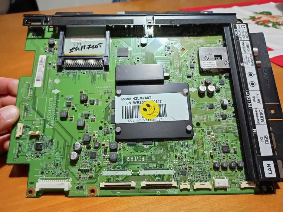 Placa de TV LG 42LM760T