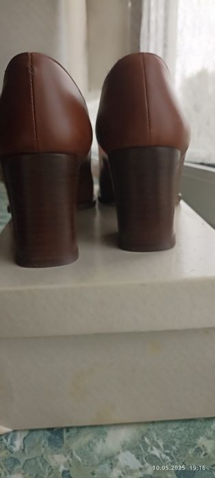 Туфли женские р.38 Италия