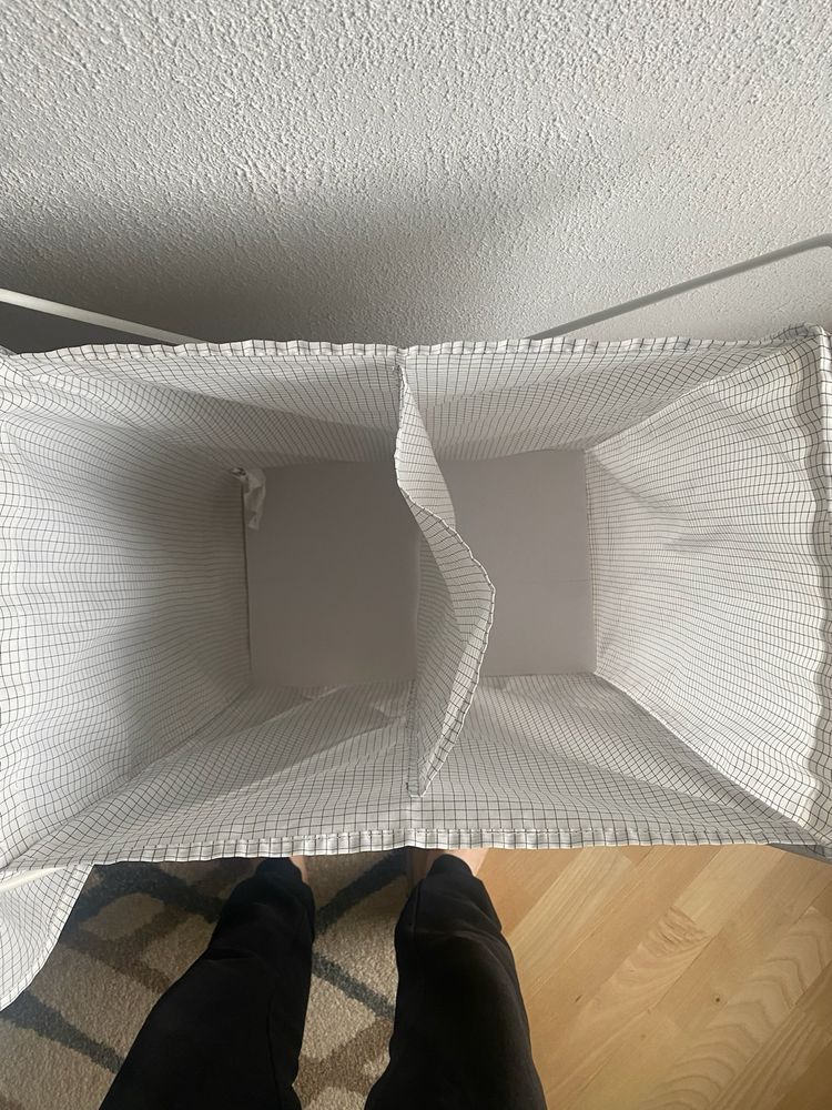 kosz na pranie ikea materiałowy biały estetyczny do małej łazienki