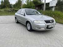 Nissan Almera.