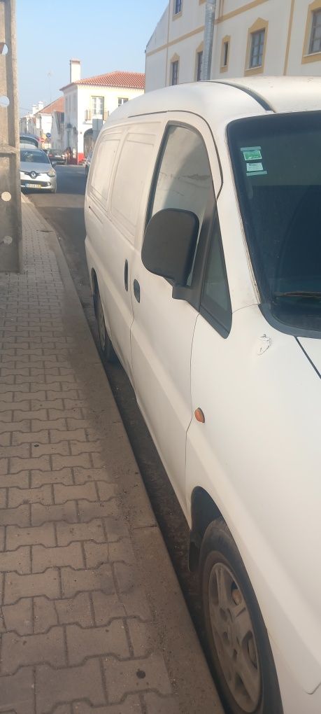 Furgão hyundai h1 2500