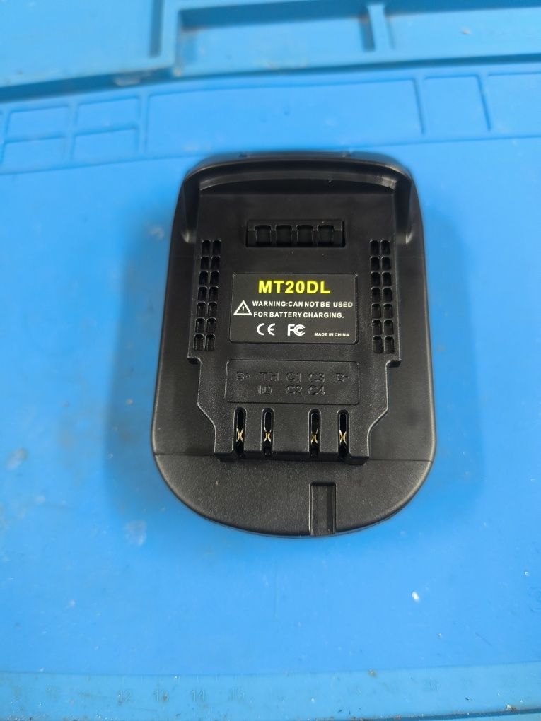 Переходник, адаптер Makita на DeWalt 18v