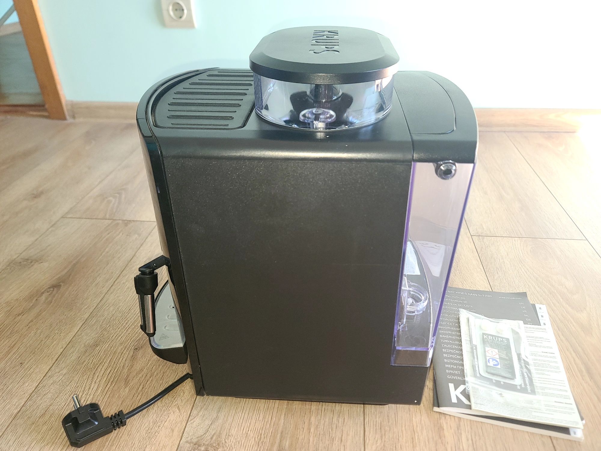 Кофемашина KRUPS Arabica EA817010. Новая - Витринный образец