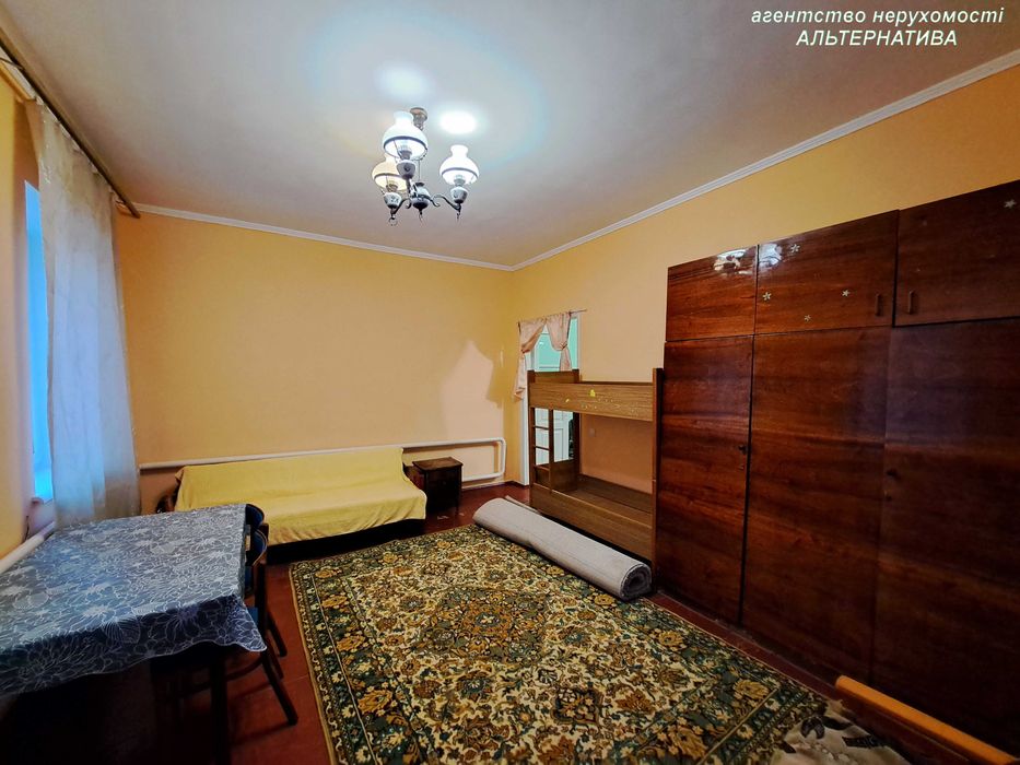 1/2 будинку, 70м2. Побут техніка, меблі. Заїзд для авто. р-н 10 школи