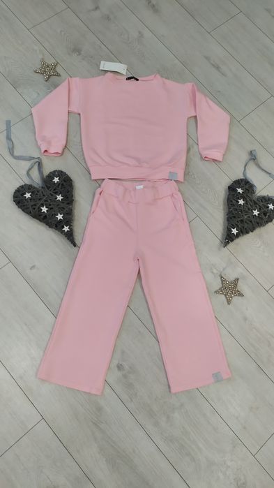 Прогулочный костюм с кюлотами