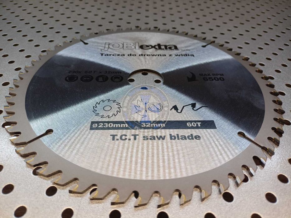 Tarcza z widią do drewna 230mm 60T tarcza do drewna 230mm 60 zębów